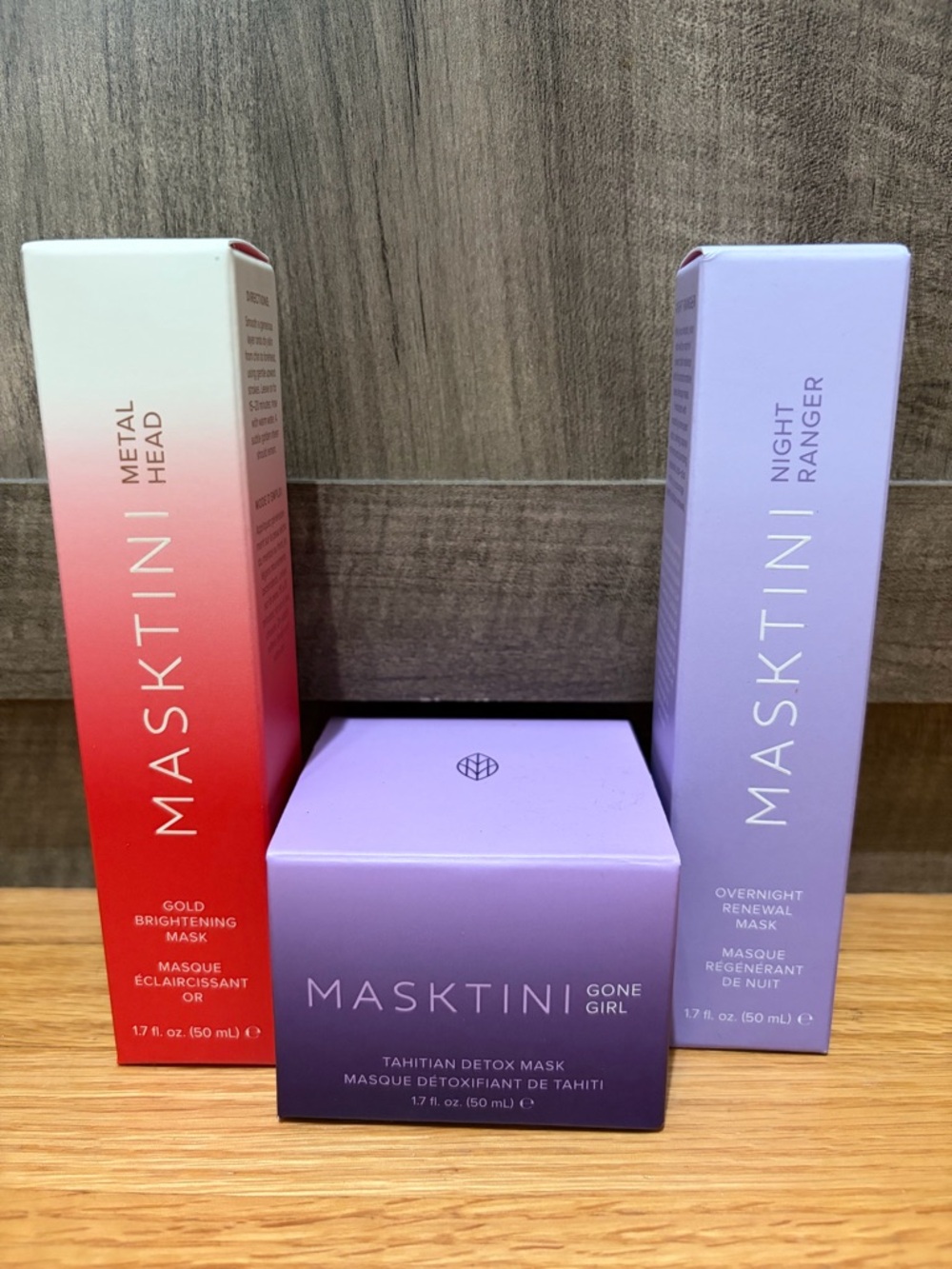 MASKTINI Skincare Set in Purple and Red